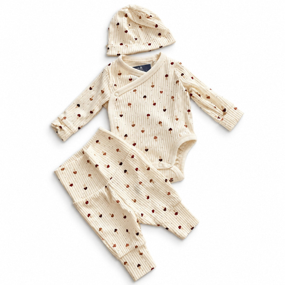 Cream ribbed 3-piece baby set with beanie, bodysuit and pants